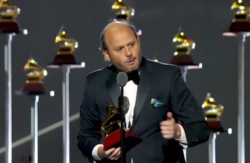 El músico uruguayo y triple ganador del Grammy Gustavo Casenave presenta “Concierto en la Sierra”.