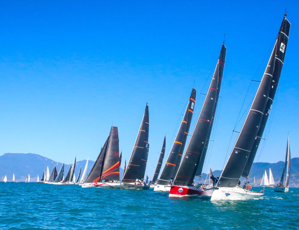 La capital de la vela en el Atlántico: la Semana Internacional de Vela de Ilhabela y las noches de gala en el Yacht Club.