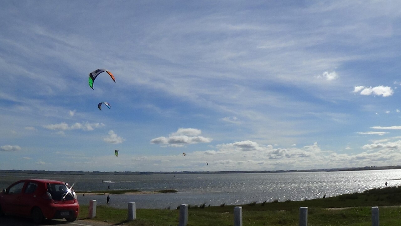 Kitesurfistas en José Ignacio