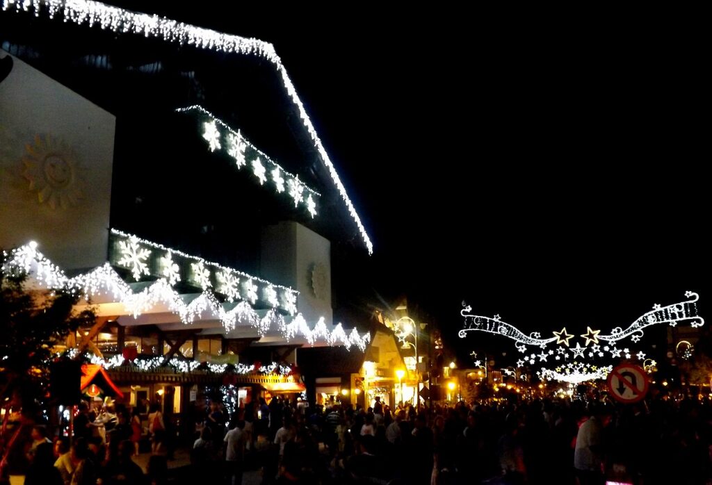 El Natal Luz de Gramado, a solo 6 kilómetros de Canela