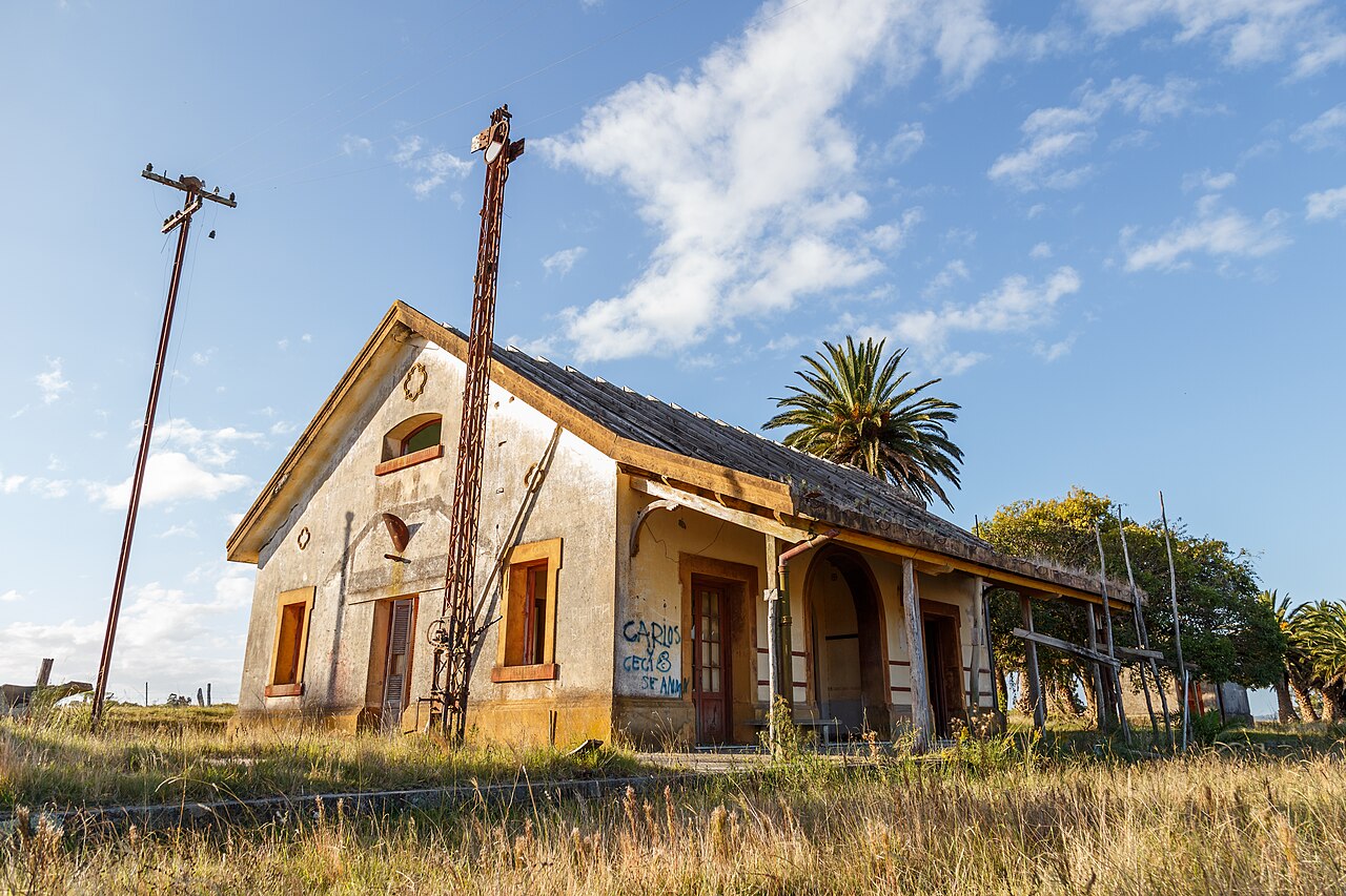 Antigua estación de ferrocarril de Pueblo Garzón